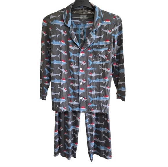NWT Kickee Pants Pewter Santa Sharks Classic Pajamas XL - Picture 2 of 4